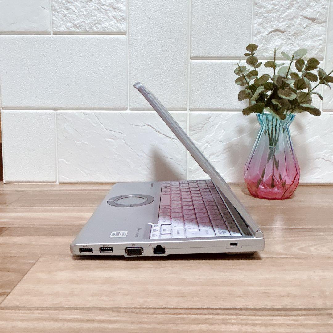 【美品】Let's note cf-sv9✨設定済✨SSD✨i5✨超軽量
