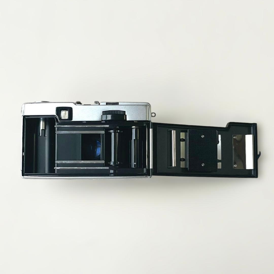 OLYMPUS PEN ハーフサイズフィルムカメラ