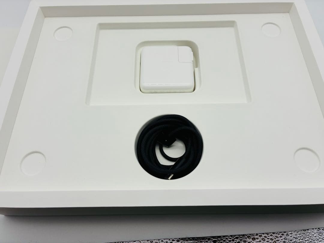 極美品 MacBook Pro 14インチ M4 Pro 512GB 24GB