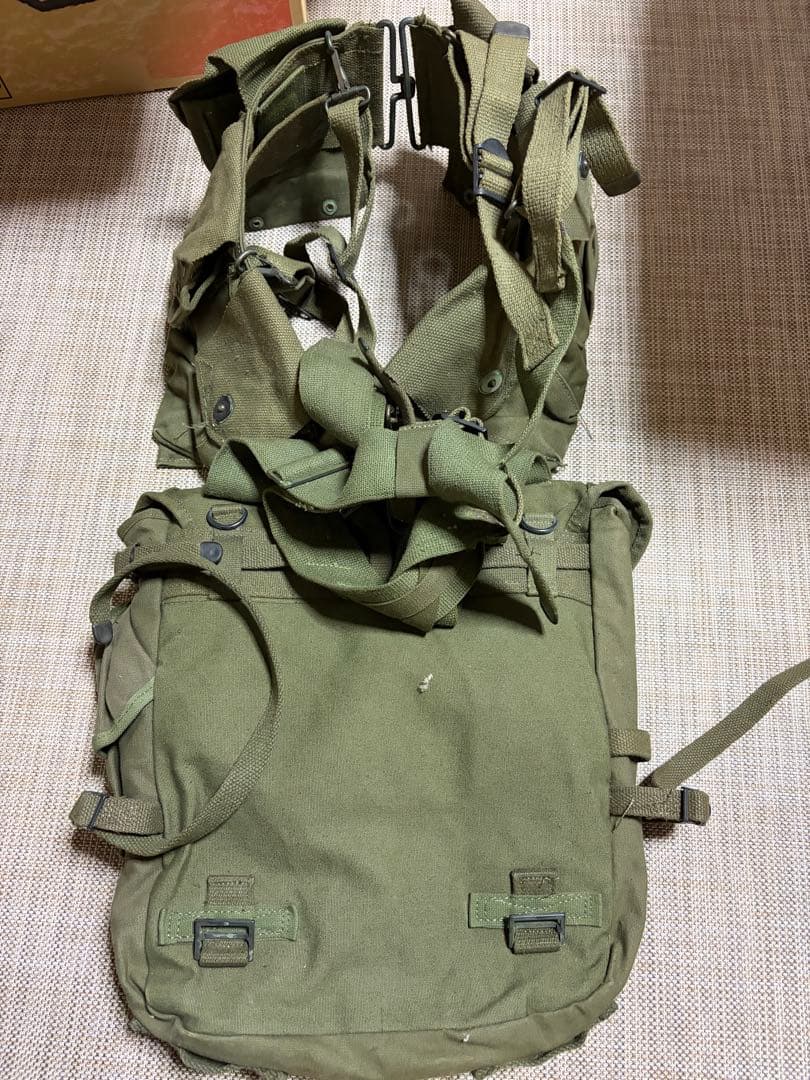 オリーブドラブ バックパック キャンバス