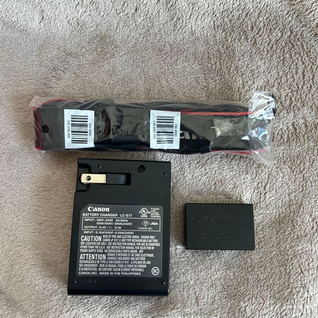 Canon EOS Kiss X9 ブラック　デジタル一眼レフ