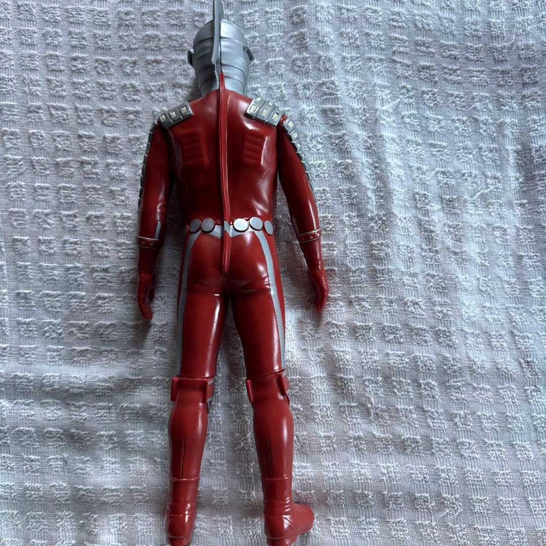 メディコムトイ　ニセウルトラセブン