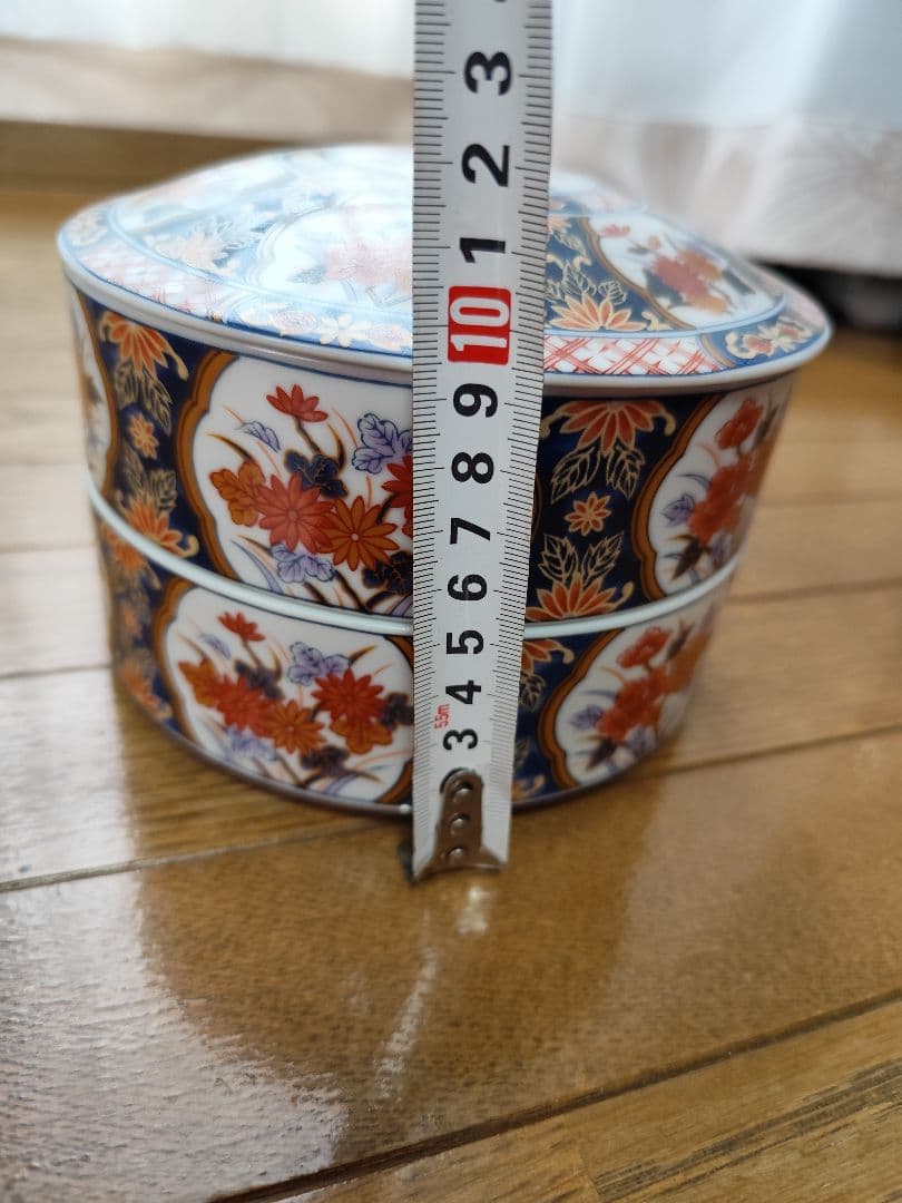 蓋付き二段　伊万里焼