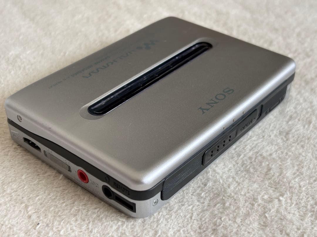 ジャンク　SONY WM-GX688 WALKMAN カセットレコーダー