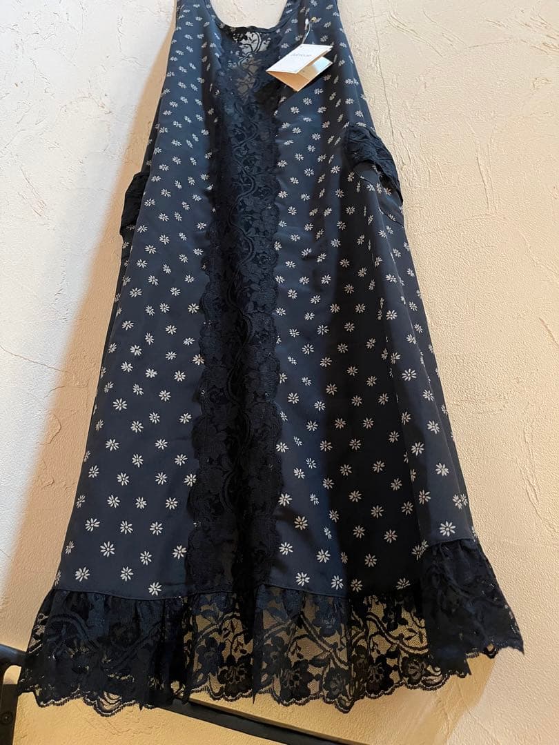 ヴィンテージ　Doll Houseドールハウス　エプロン　花柄　小花柄　ブラック