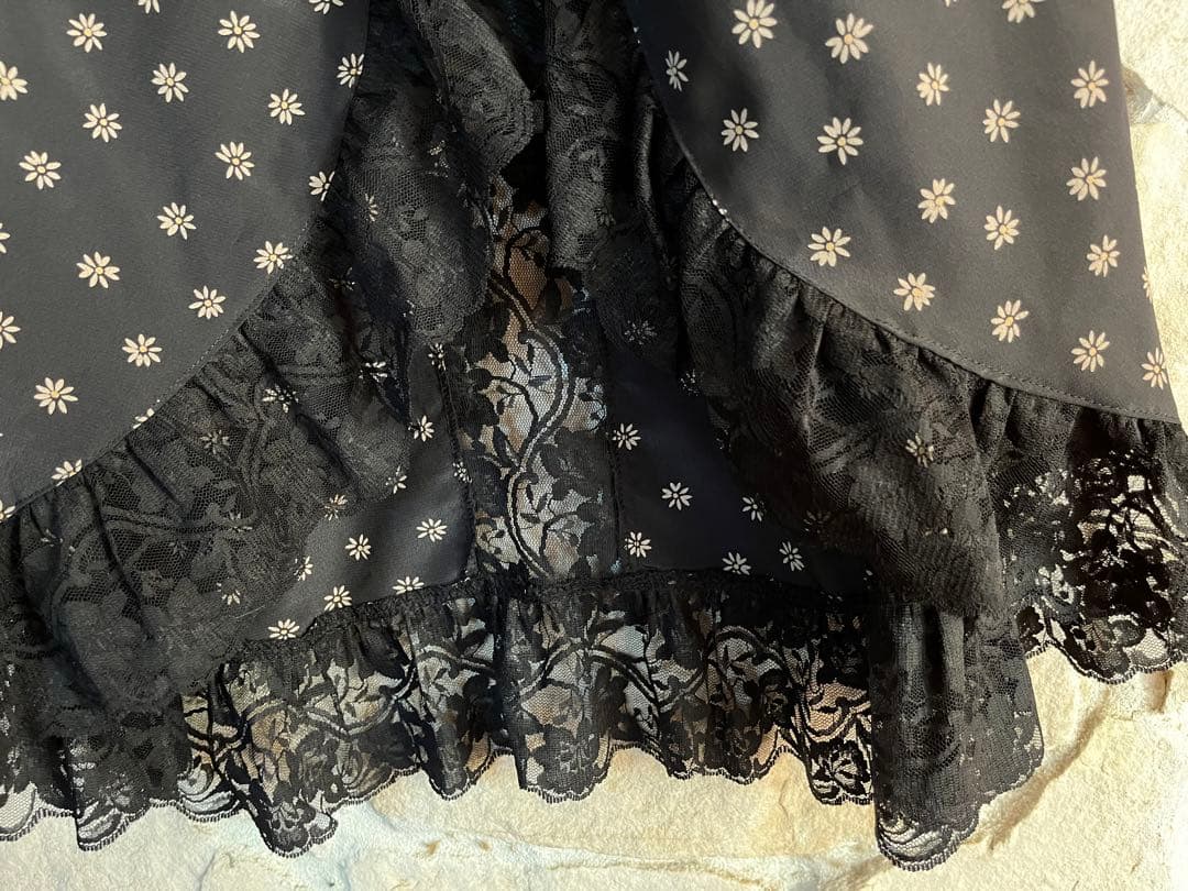 ヴィンテージ　Doll Houseドールハウス　エプロン　花柄　小花柄　ブラック