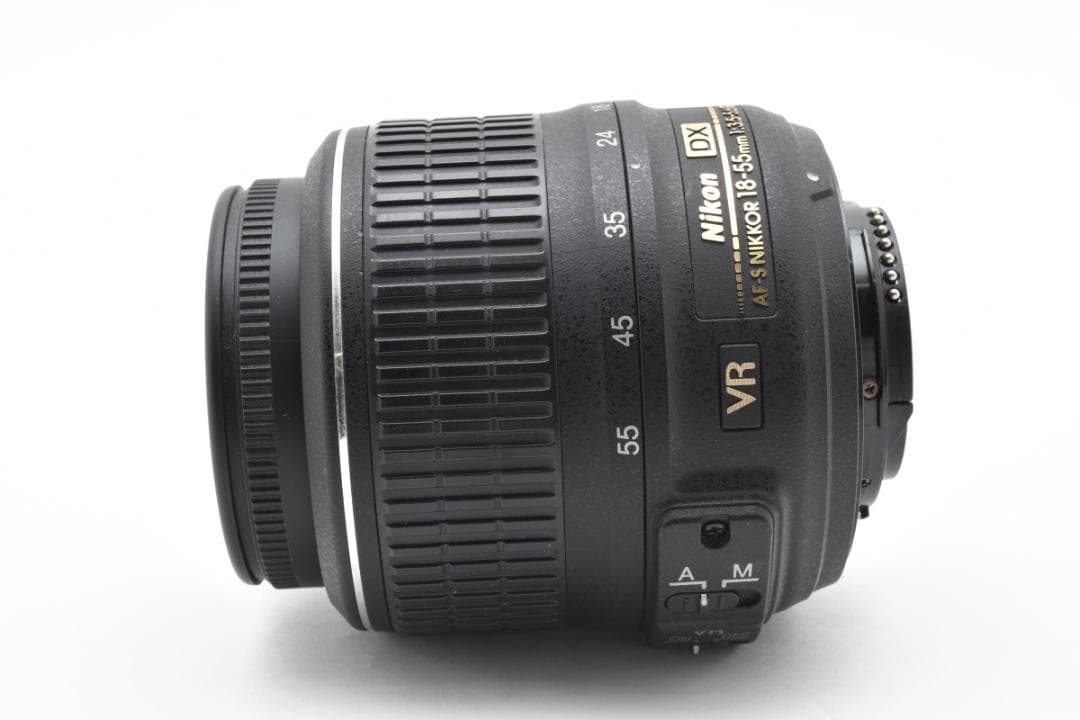 Nikon AF-S DX 18-55mm F3.5-5.6 G VR　A011