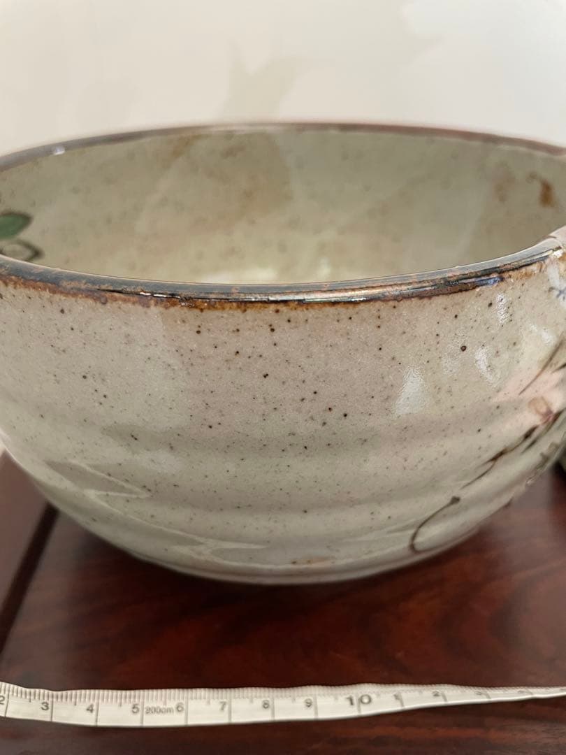 未使用　有田焼　茂山窯　藤の花模様 陶器ボウル　花器　陶器製中サイズ　御菓子鉢