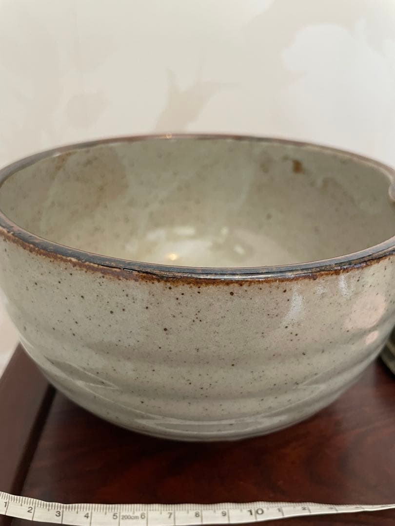 未使用　有田焼　茂山窯　藤の花模様 陶器ボウル　花器　陶器製中サイズ　御菓子鉢