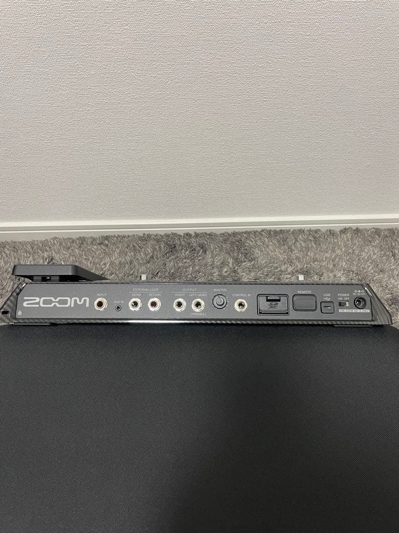 ZOOM G6 マルチエフェクター　専用キャリングバッグ付き