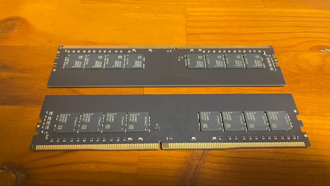 ￥2000値引き中 Lexar DDR4 32GB メモリ2枚 デュアルチャネル