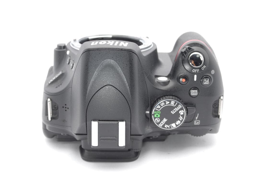 ✨訳あり・大特価✨Nikon D5100✨美品✨付属品あり✨動作品✨一眼レフ✨