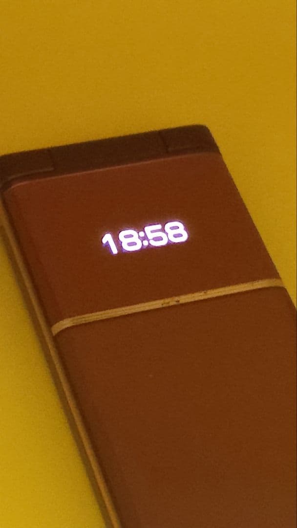 美品 ⭐❤️ KYF35 MARVERA ガラホ 本体 ガラケー携帯