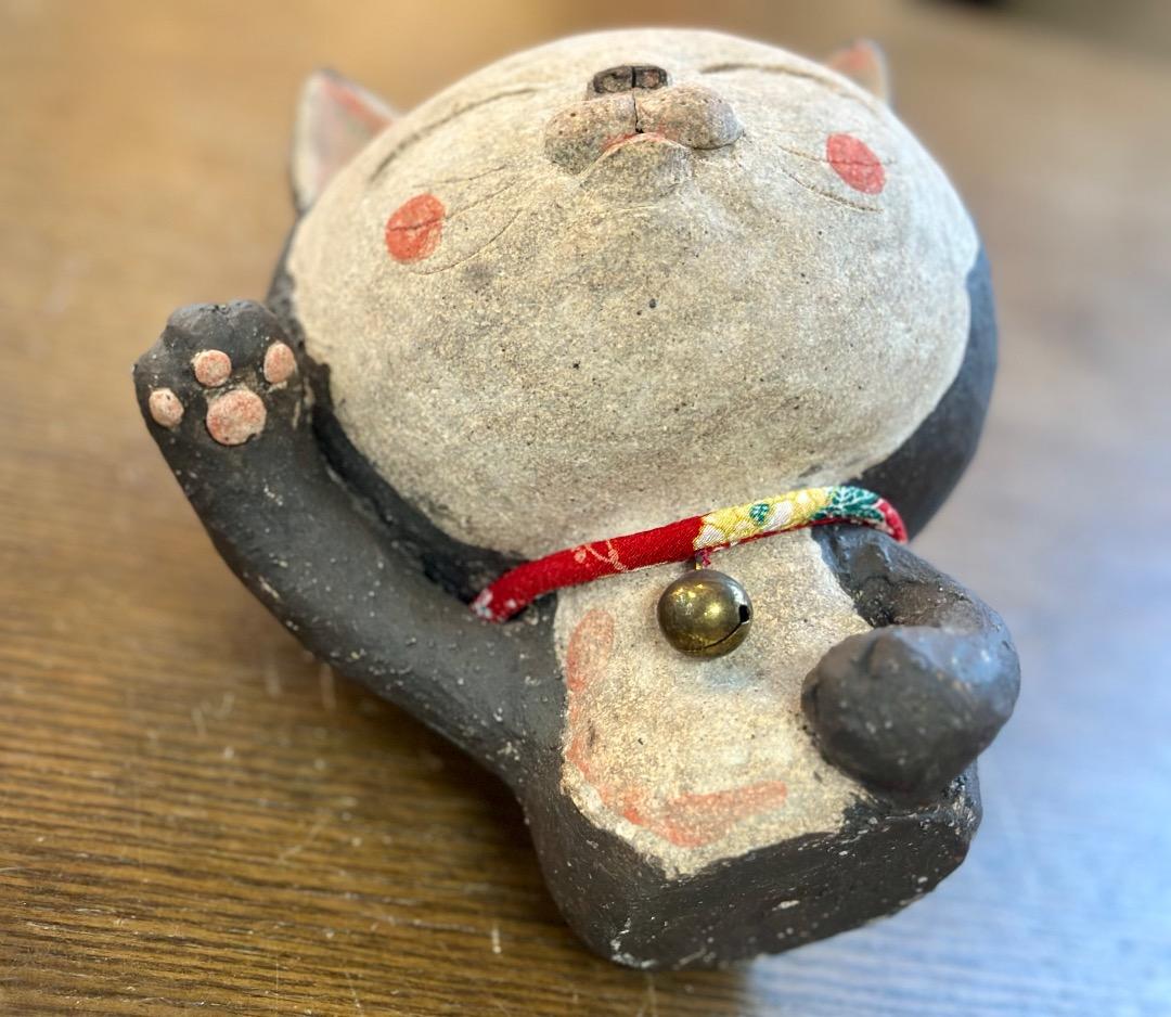 新品　りん工房　福ちゃん　猫の置物　陶器　福の札付き　プレゼント　招き猫