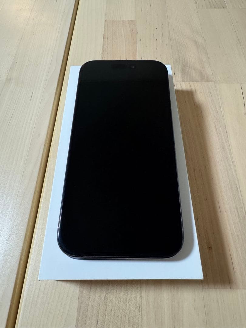【12時までの限定値下げ】iPhone15pro ブラックチタニウム 256GB