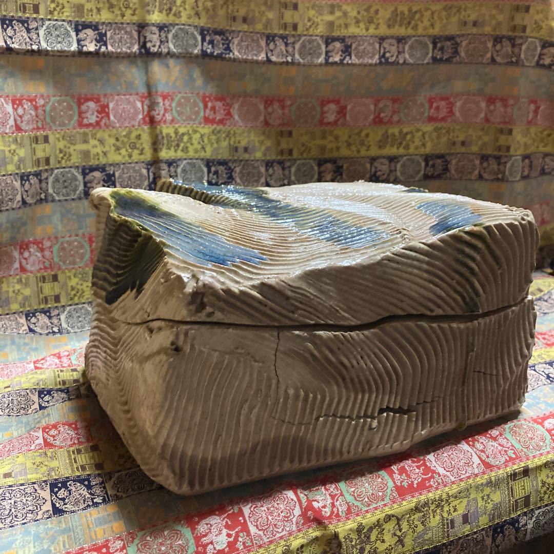 織部　陶箱　作家不詳　21×18×￼高18cm 4.4Kg