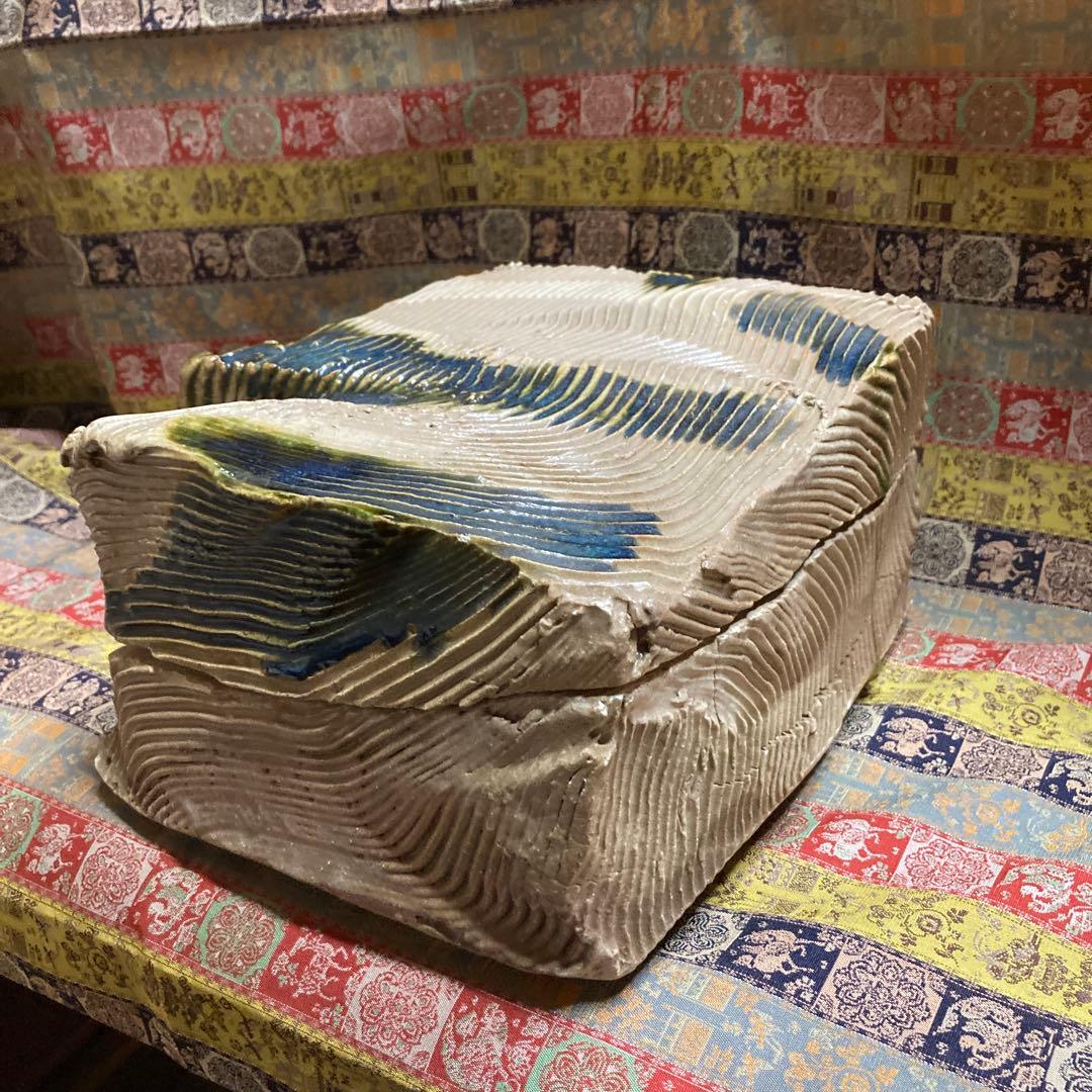 織部　陶箱　作家不詳　21×18×￼高18cm 4.4Kg
