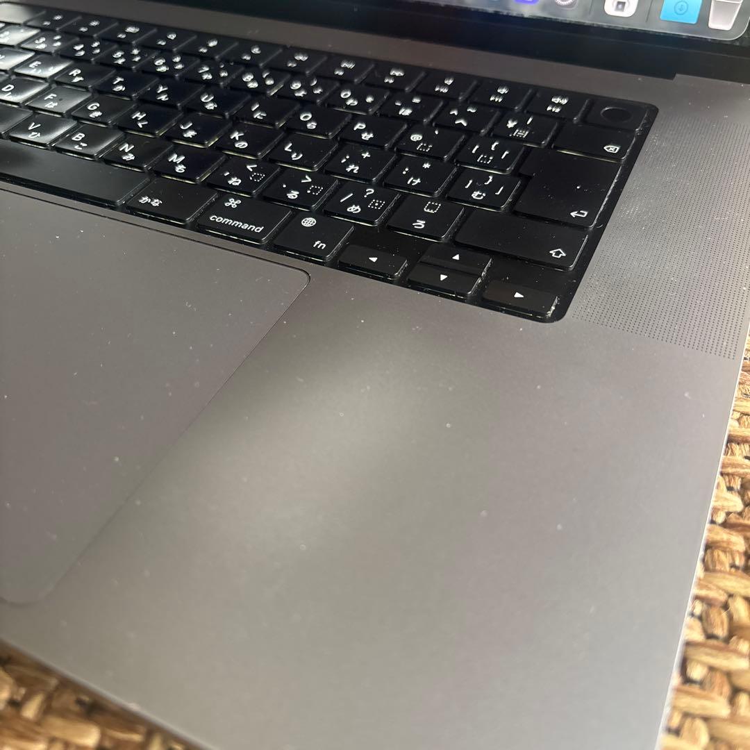 MacBook M1 Pro 16インチ 16GB / 1TB