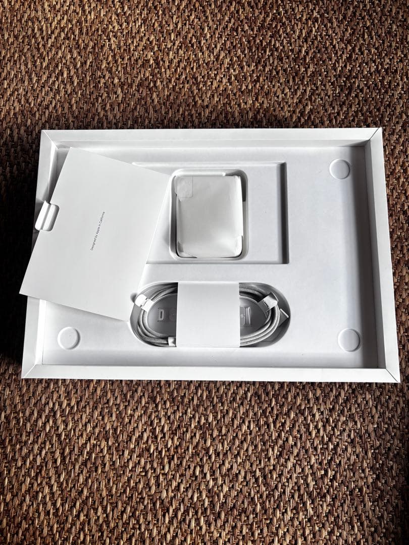 MacBook M1 Pro 16インチ 16GB / 1TB