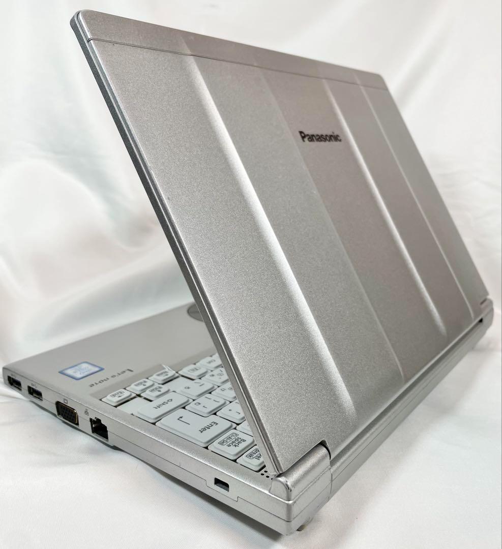パナソニックレッツノートCF-SV7/SSD256/8 GB/ドライブR146