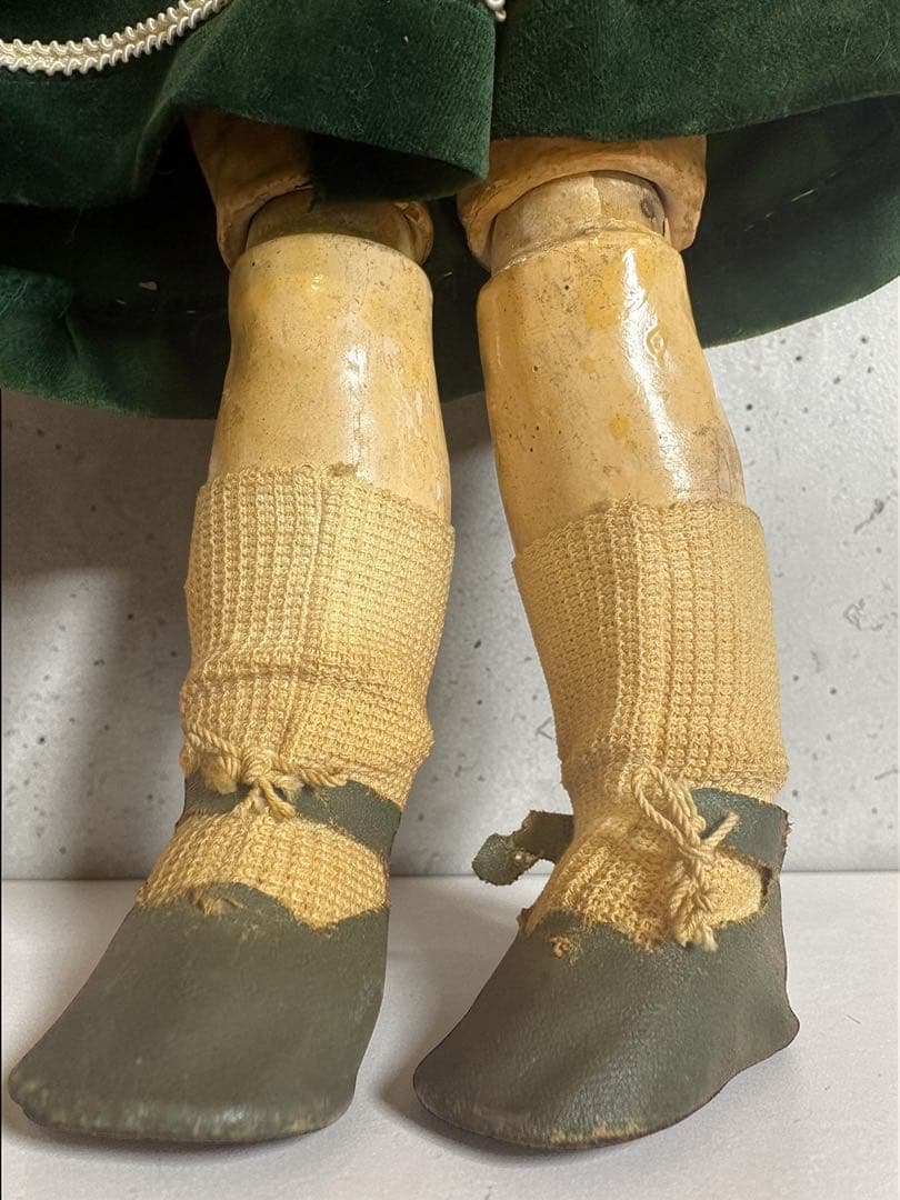 フランス アンティークドール ベルベットドレス 少女人形