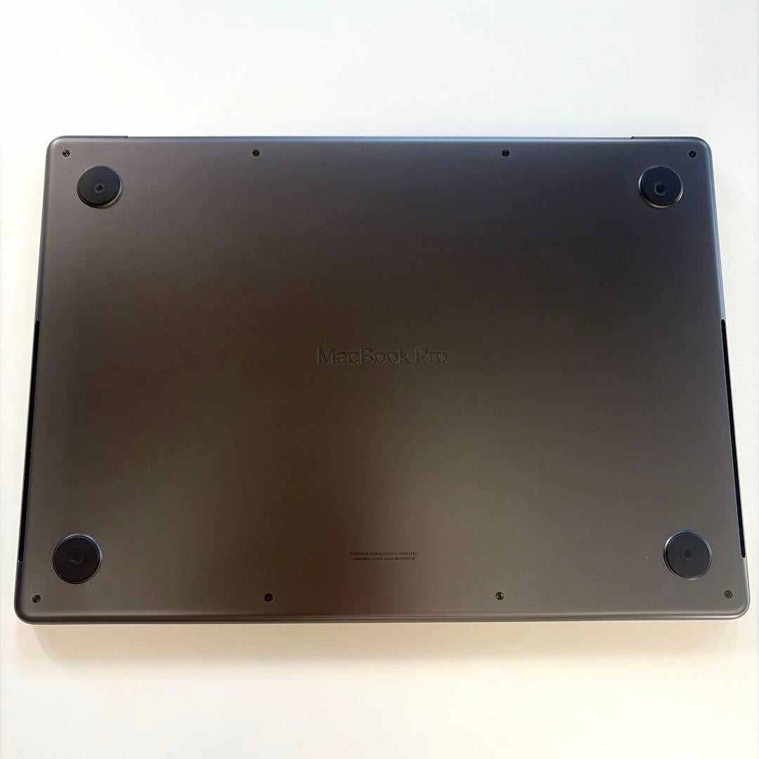 MacBook Pro M3/18GB SSD1T【スペースブラック】