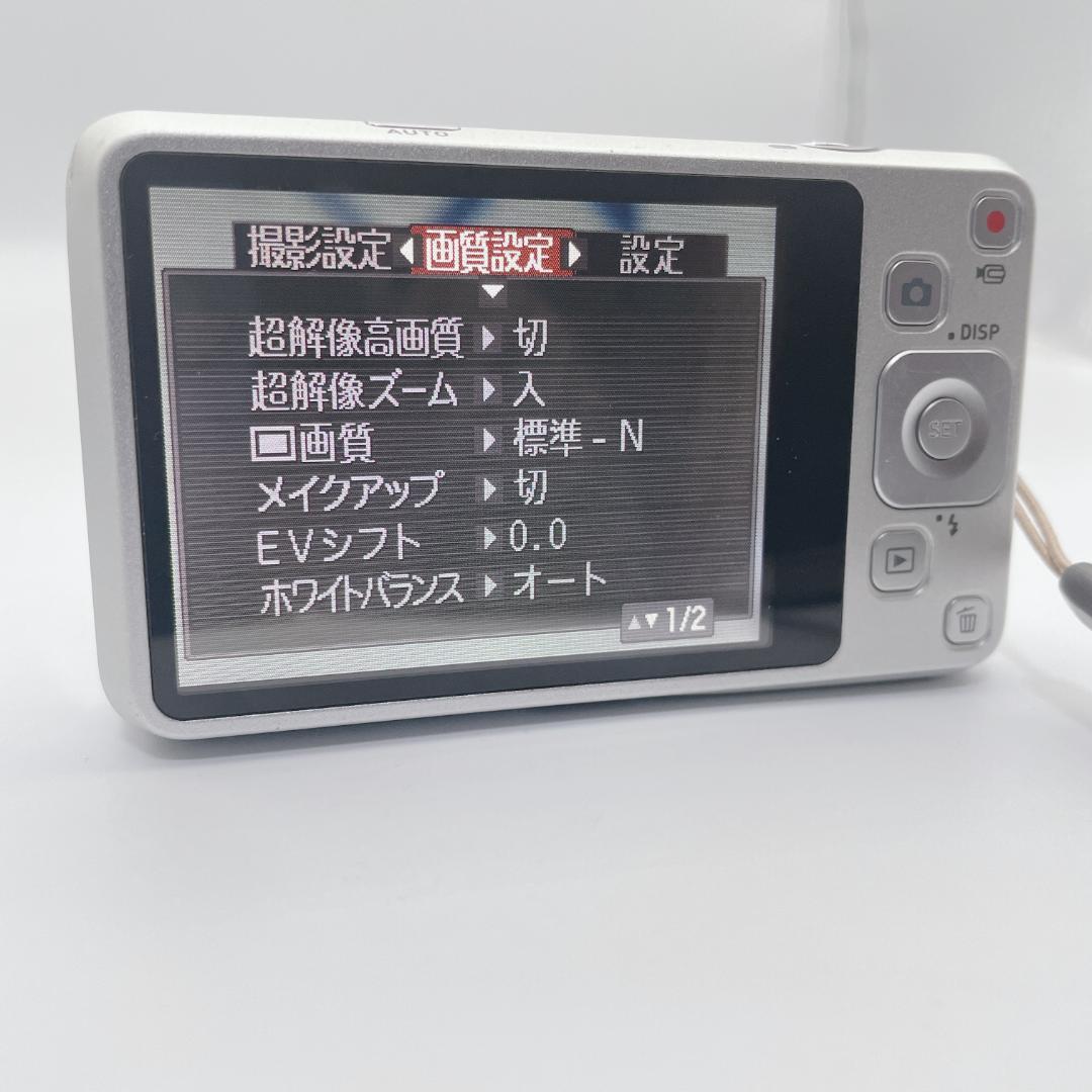 【極美品】CASIO カシオ EXILIM デジタルカメラ EX-Z800