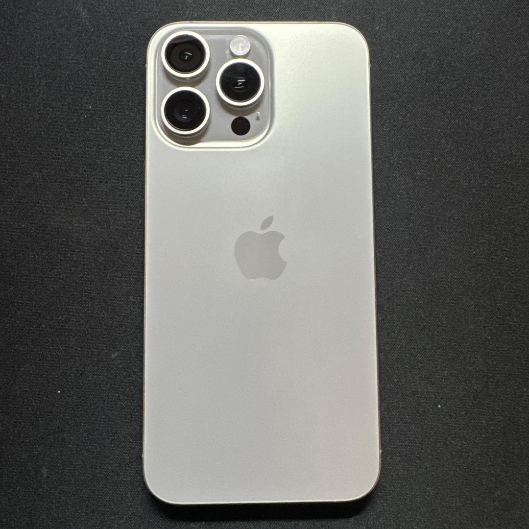 【極美品】iPhone 15 Pro Max 1TB SIMフリー