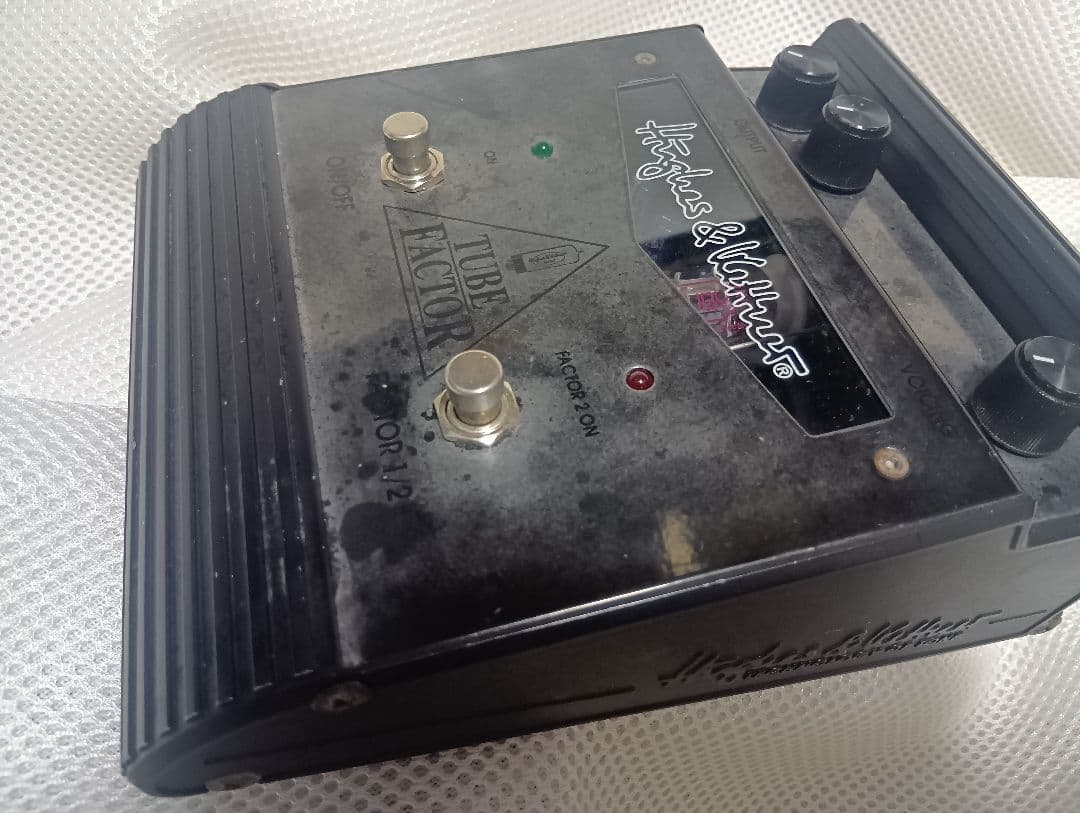 Hughes & Kettner Tube Factor 初期型