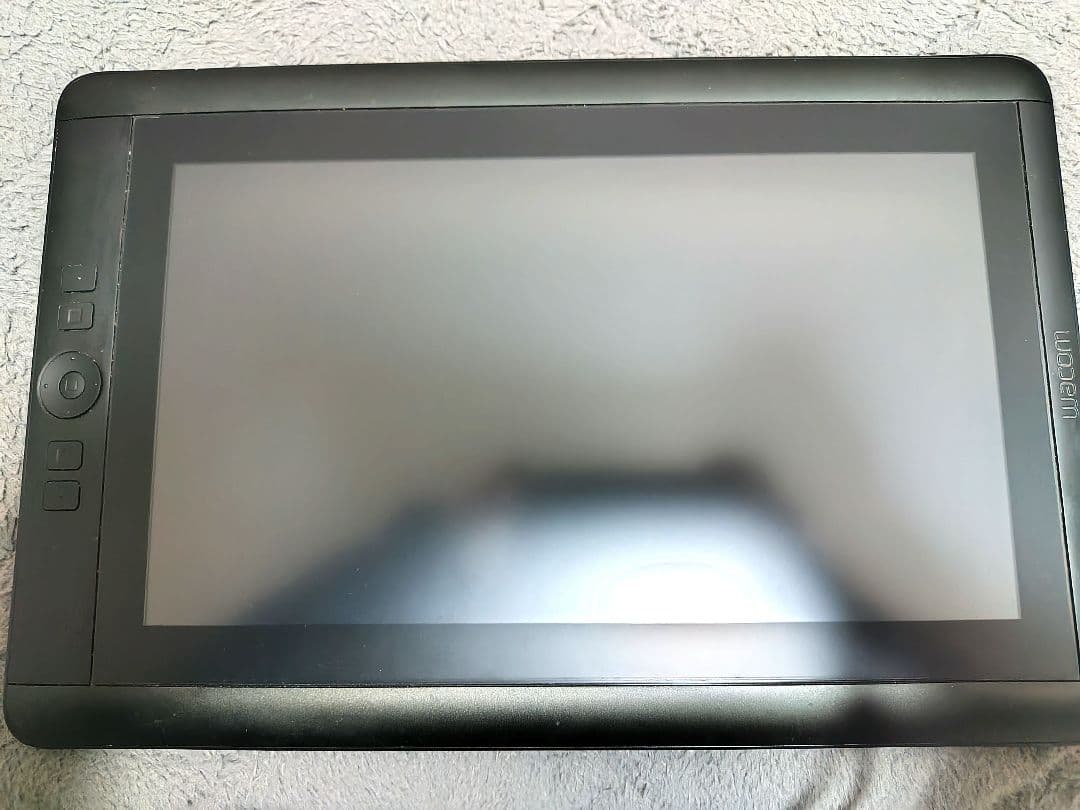 cintiq13hd　本体＋ペン＋保護シート