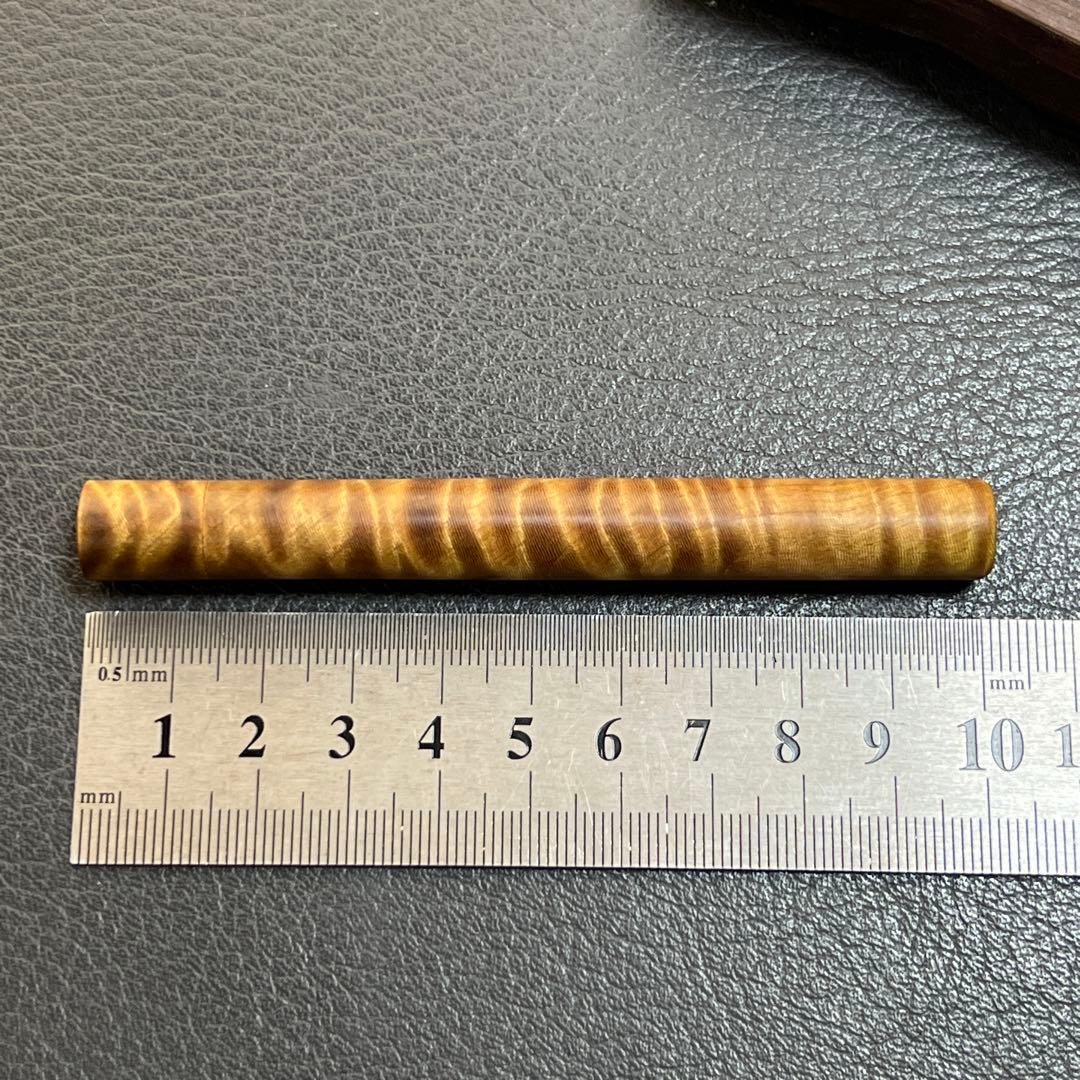 31栃虎杢スタビ　木製キャップ芯ケース　木目揃え