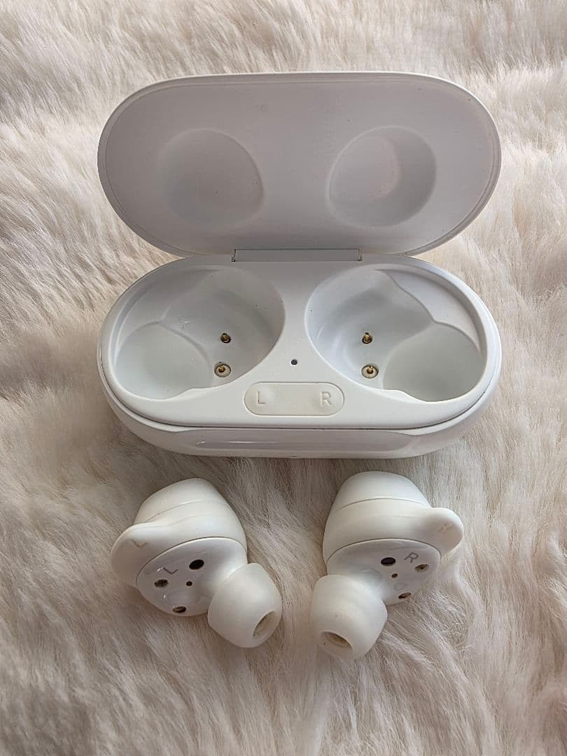 Samsung Galaxy Buds+ ホワイト
