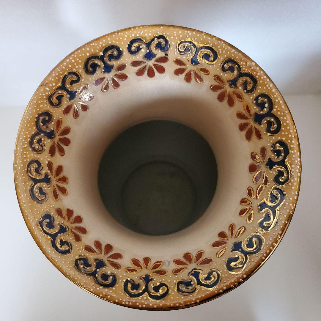 時代物　薩摩焼　武者芸者紋様　花瓶一対