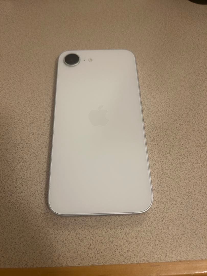 iPhone16e 未使用　新品