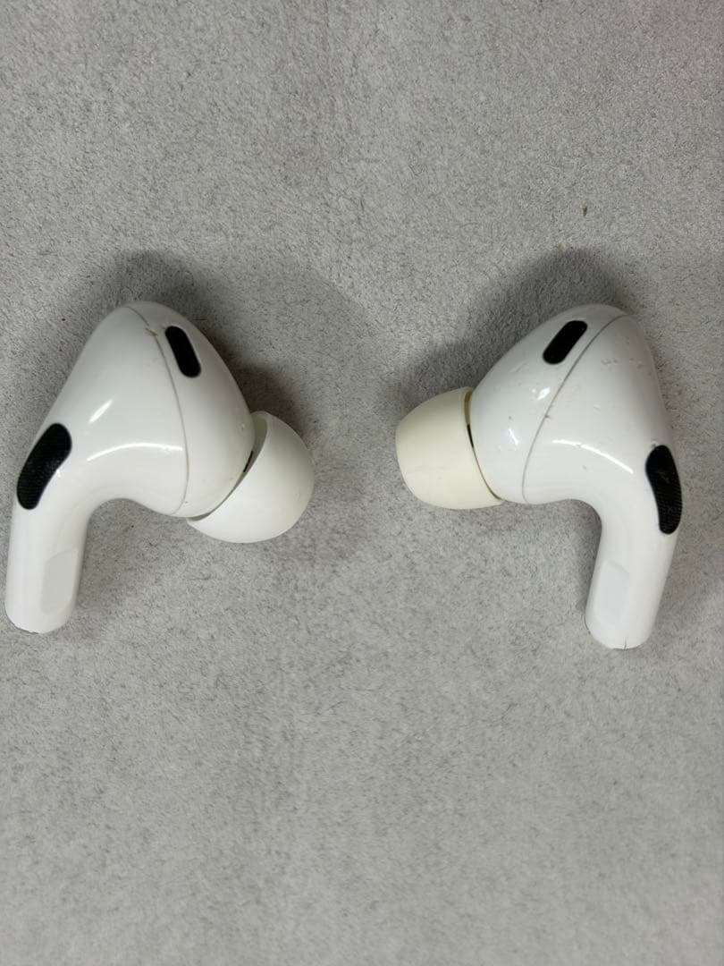 Apple AirPods Pro第2世代本体 ホワイト Lightning