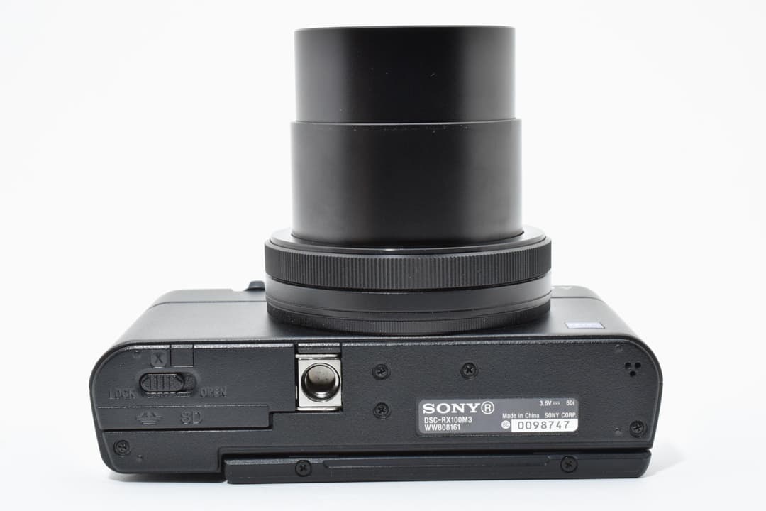 デジタルカメラ SONY DSC-RX100M3 2038