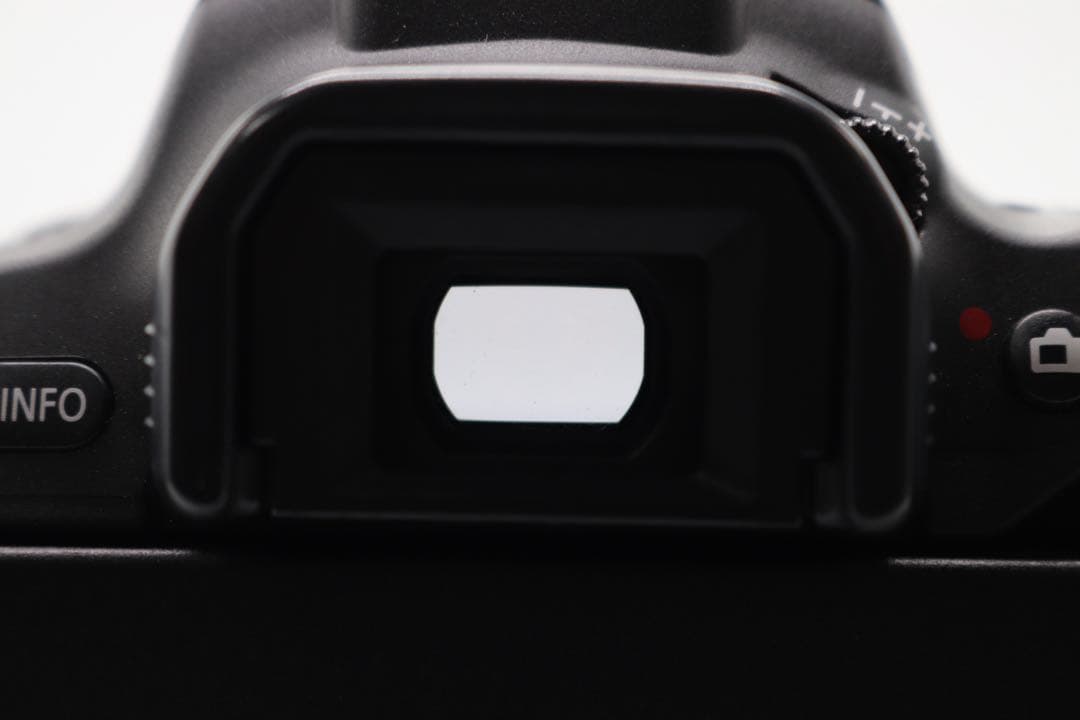 超美品 【Canon EOS Kiss X9 ダブルレンズセット】　安心保証あり