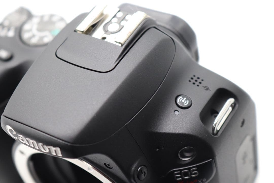 超美品 【Canon EOS Kiss X9 ダブルレンズセット】　安心保証あり
