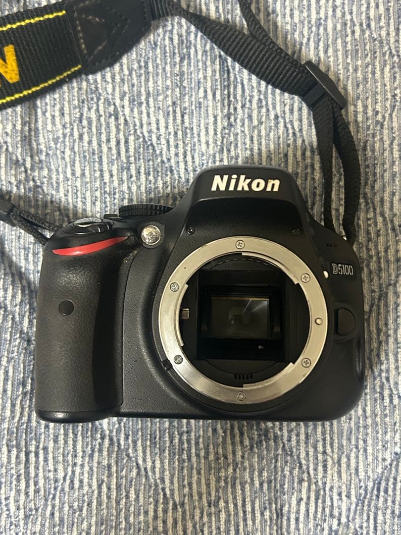 一眼レフ　Nikon D5100 訳あり