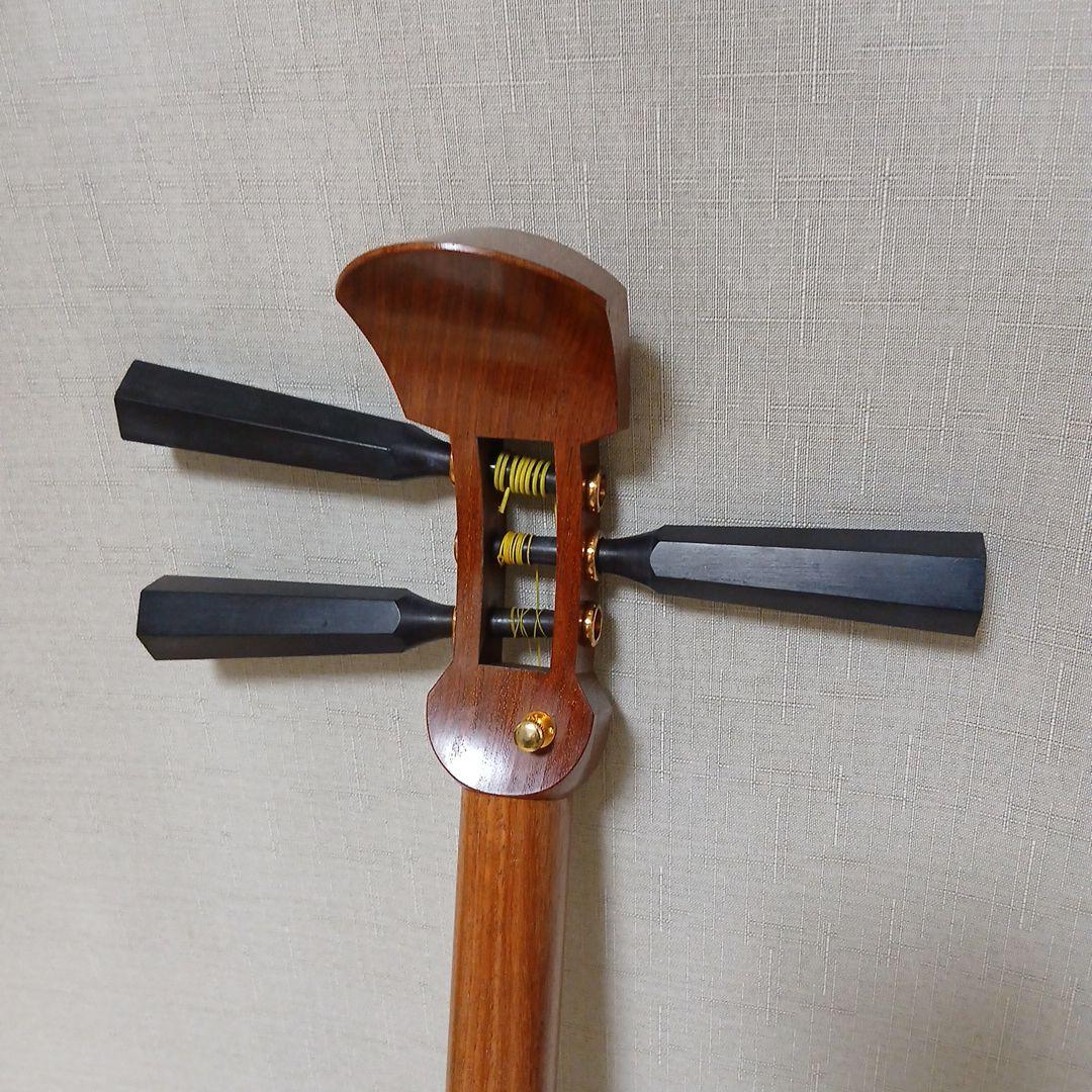 n*i様 津軽三味線本体と付属品一式