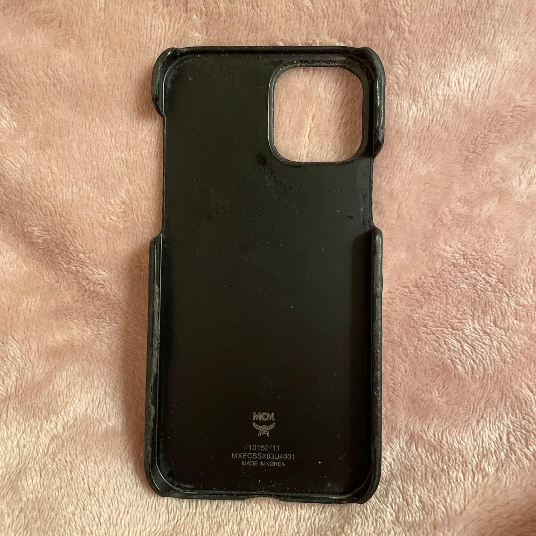 MCMスマホケース【iPhone12/12pro専用】 ブラック、パープル