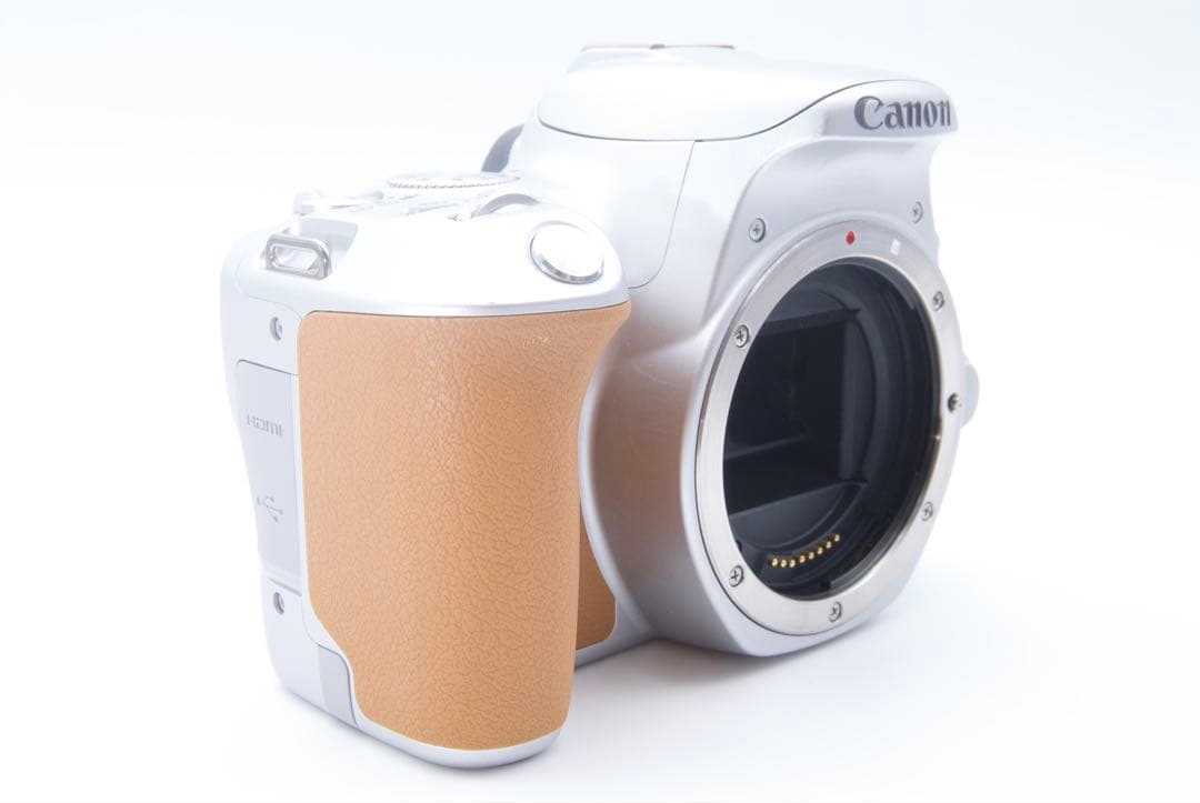 動作確認済みCanon EOS Kiss X9 ダブルズームデジタル一眼レフ
