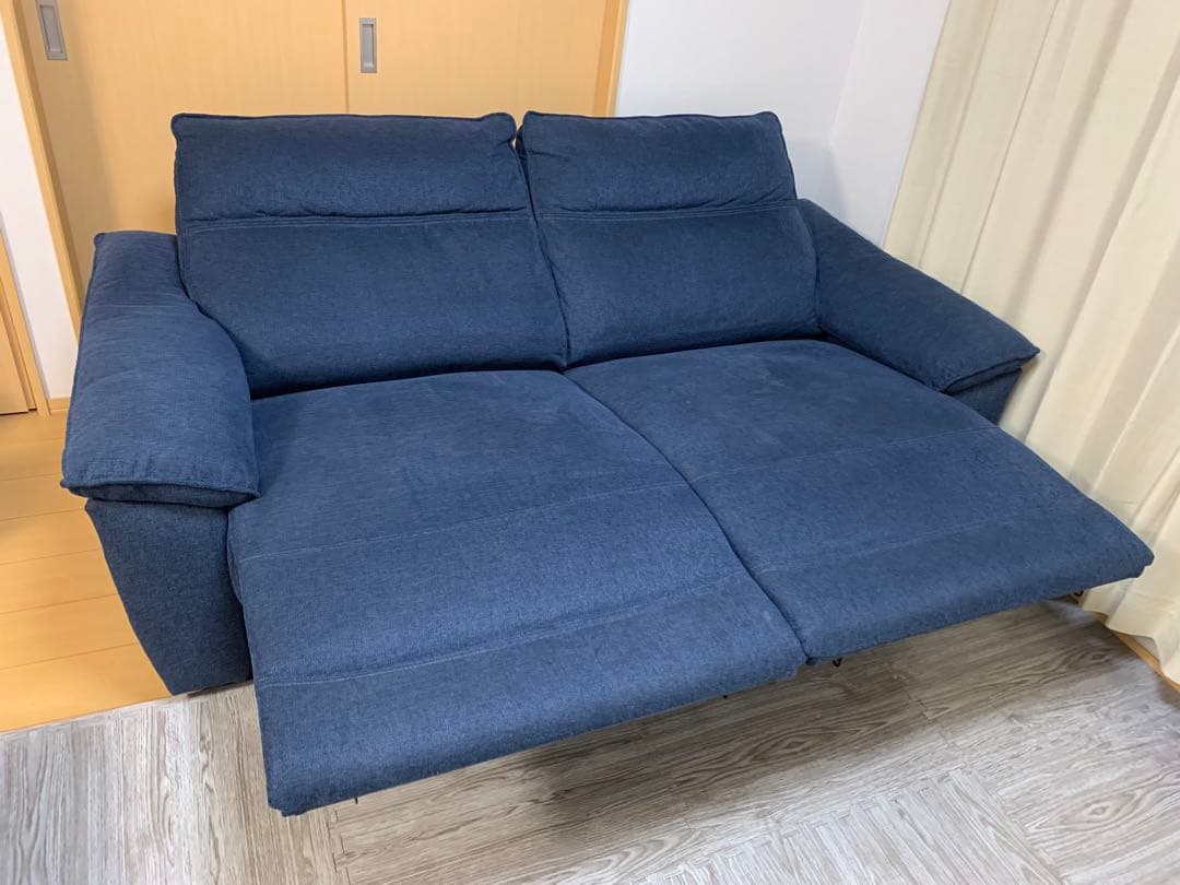 3人掛け電動リクライニングソファ