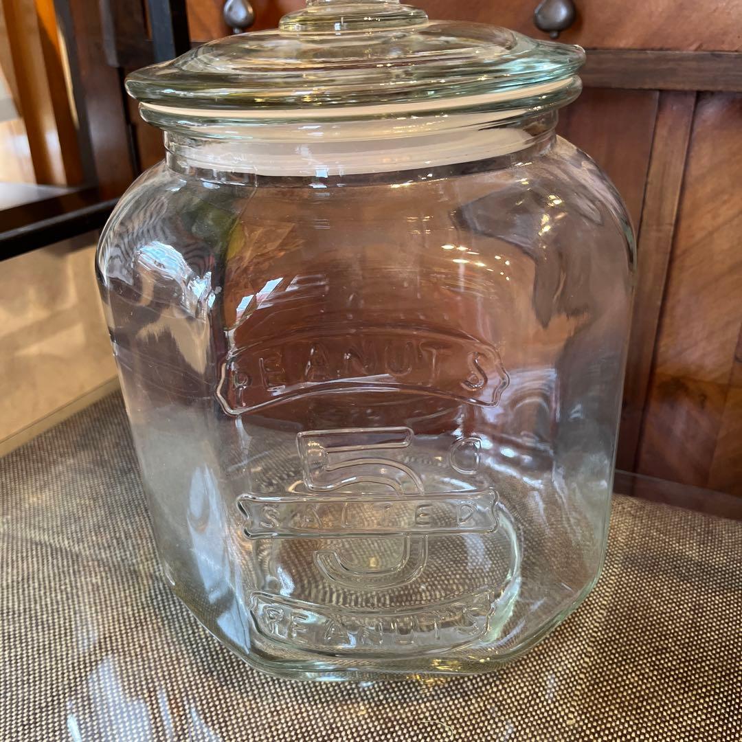 ウ”インテージ感溢れるピーナッツ柄付き大型ガラス瓶