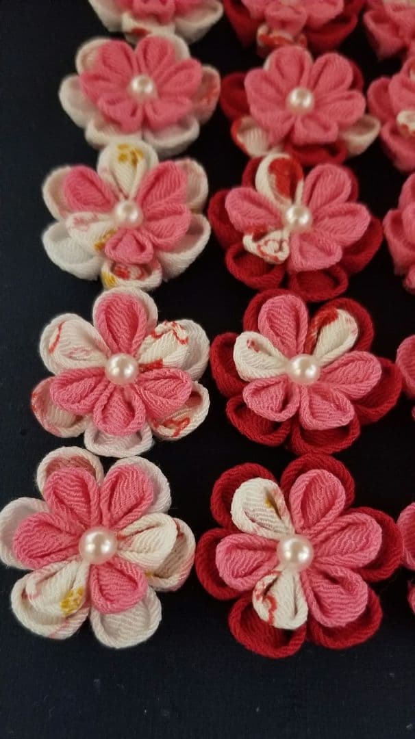 【♡えり♡ELI♡1日本日自己出品します♡】つまみ細工花パーツ(2段花)