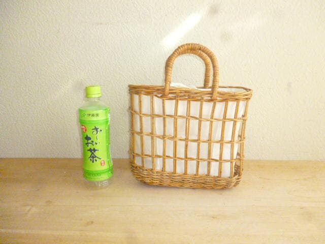 籐製小型かごバッグ　巾着布付