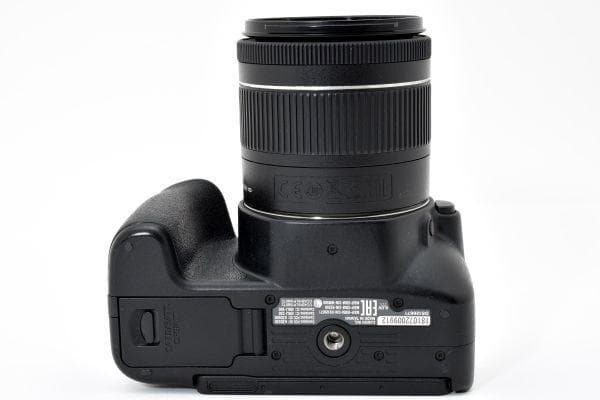 【ショット数39回】キャノン Canon EOS Kiss X9 レンズキット