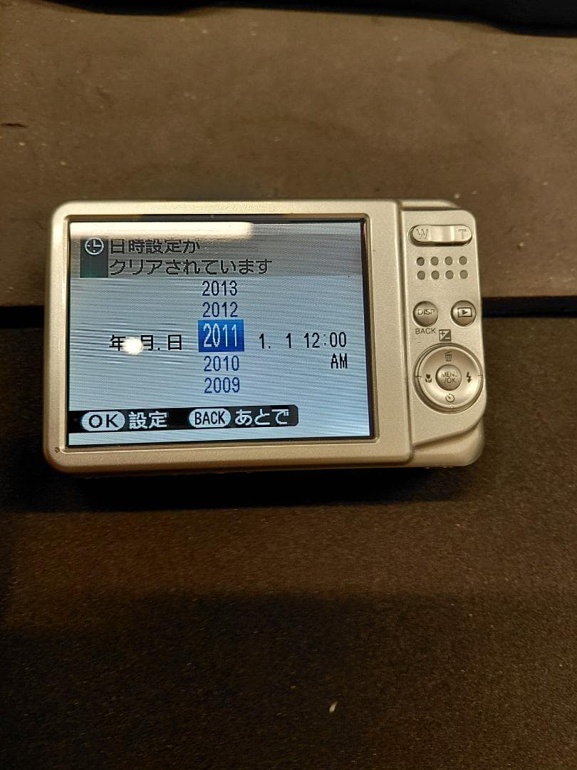 【美品】オールドコンデジFUJIFILM FinePix AV230 デジカメ