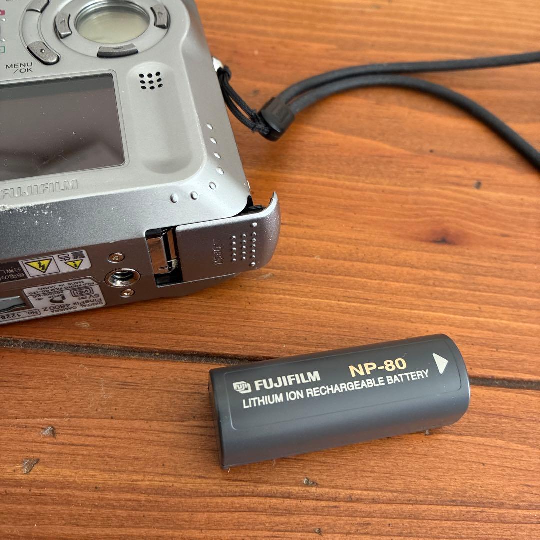 Fujifilm FinePix 4800 Zoom デジタルカメラ