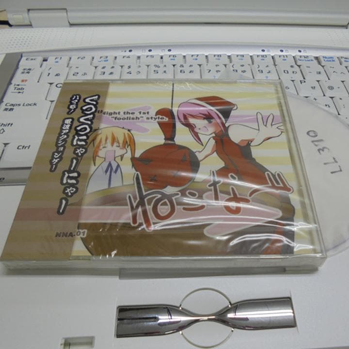 15.4液晶　NEC ノートパソコン　ホワイト　WindowsXP／現状動作品